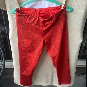 LUCY Red Leggings with black dots